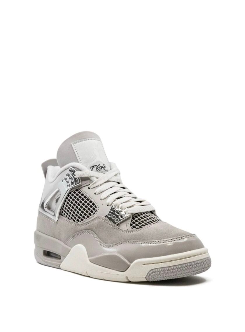 AIR JORDAN 4 “FROZEN MOMENTS” - Image 2